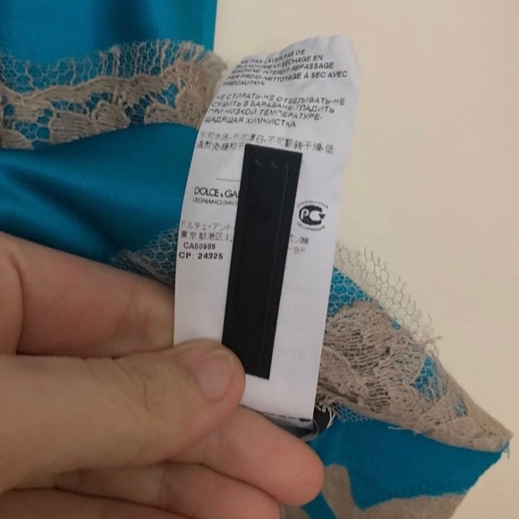 Dolce silk camisole size Italian 38 - Picture 5 of 8